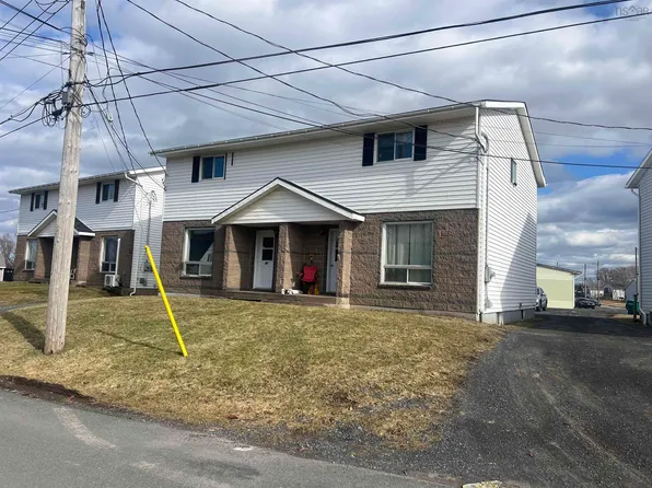 27/29 Browns Row, Stellarton, NS B0K 1S0