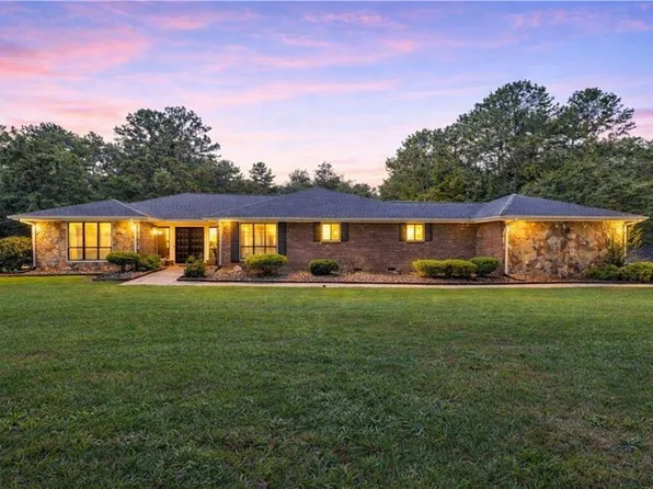 1535 Pathfinder Way SW, Lilburn, GA 30047