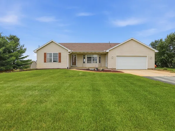 3960 16th St, Wayland, MI 49348