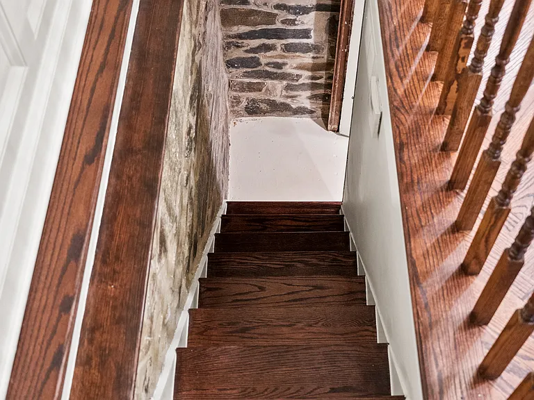 1063 Thomas Jefferson St NW — Photo 24
