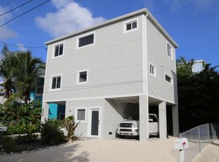 15 Lakeview Dr, Key Largo, FL 33037