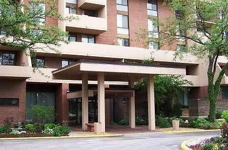465 Dominion Building Front