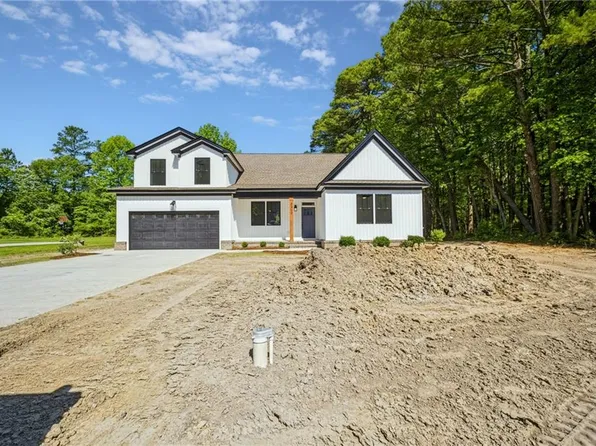 2313 Manning Rd, Suffolk, VA 23434