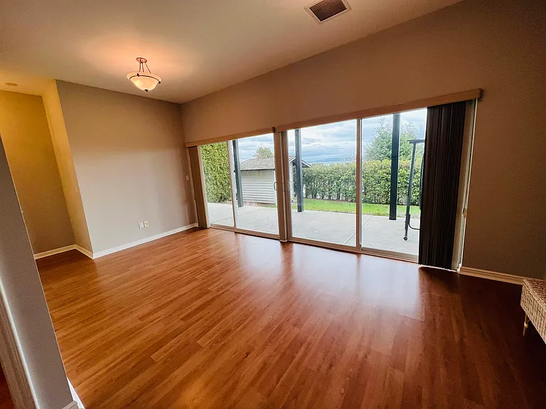 14748 Upper Roper Ave — Photo 11