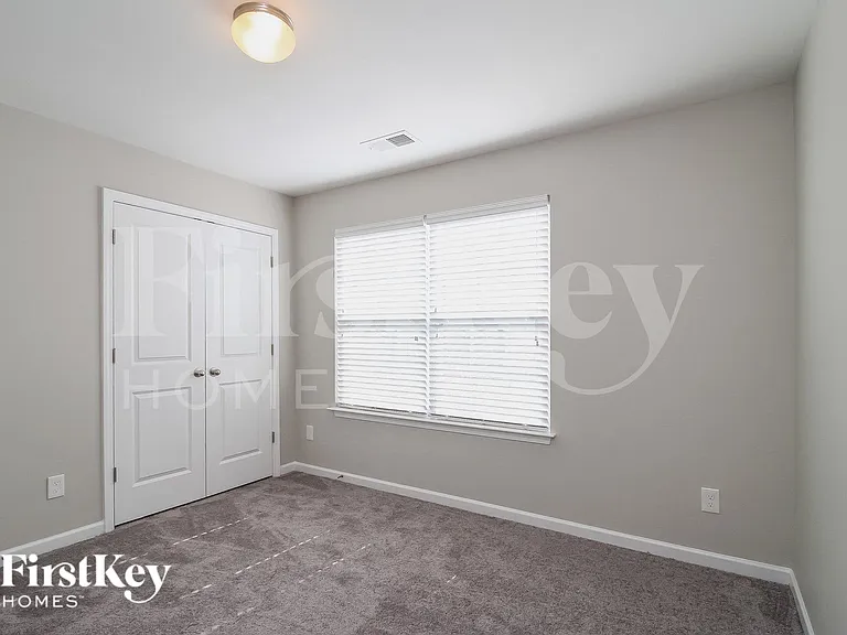 5369 Northridge Dr — Photo 12