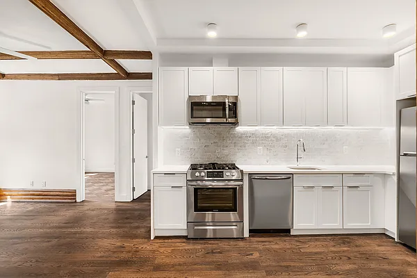 Rented by MNS | media 16