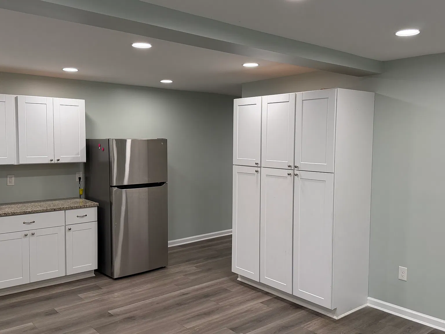 4 bed, 3.5 bath, 2100 sqft, $2,400 — Photo 4