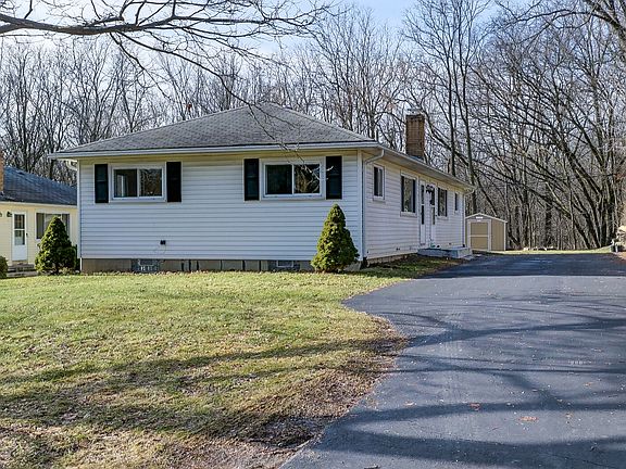 2nd image of 715-717 Newport Pl #717