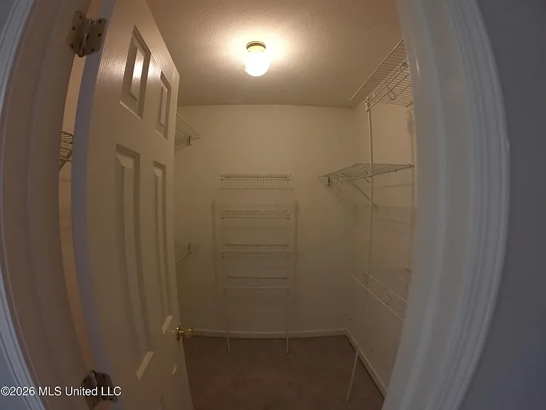 124 Hunters Row — Photo 26