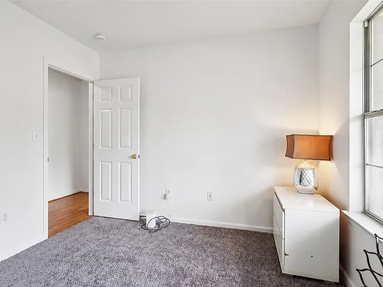 1246 Woods Way — Photo 15