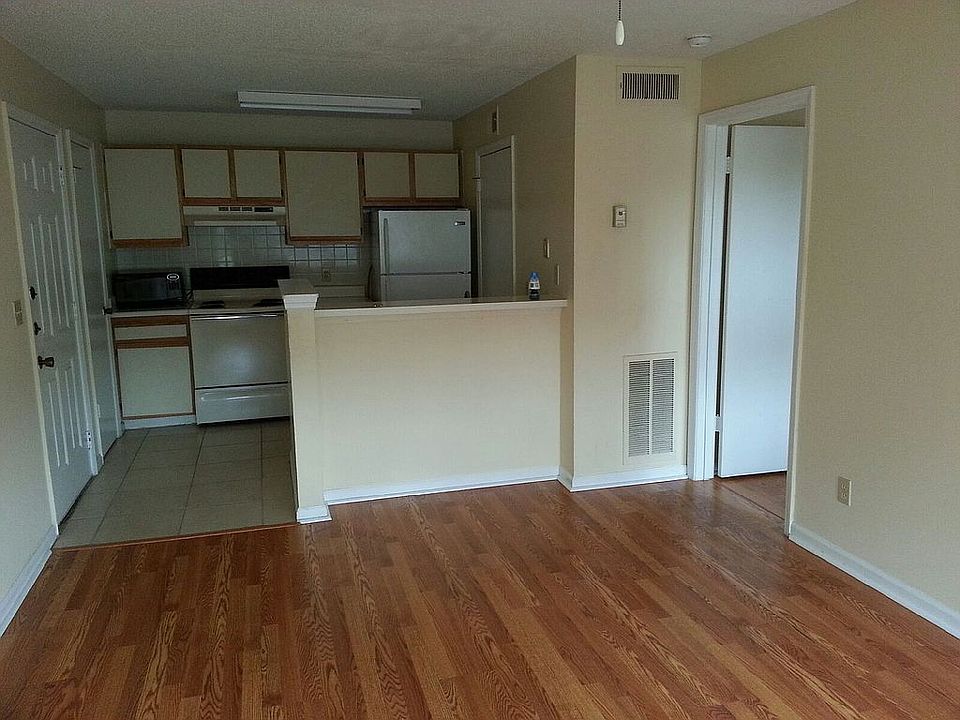 1st image of 8628 Bonaire Bay Ln APT 204