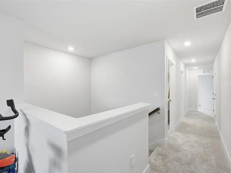 6917 Five Oaks Dr — Photo 17