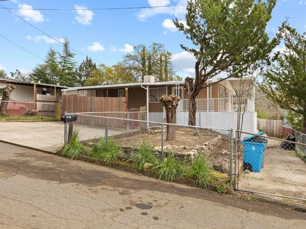 9 Hanging Tree Ct, Oroville, CA 95966