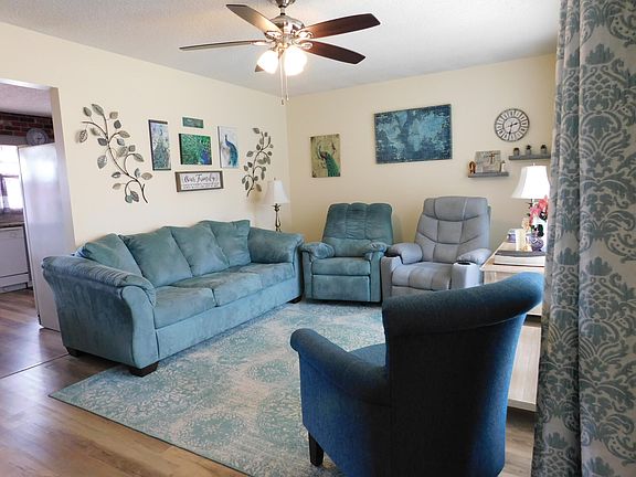 5th image of 707 212th St