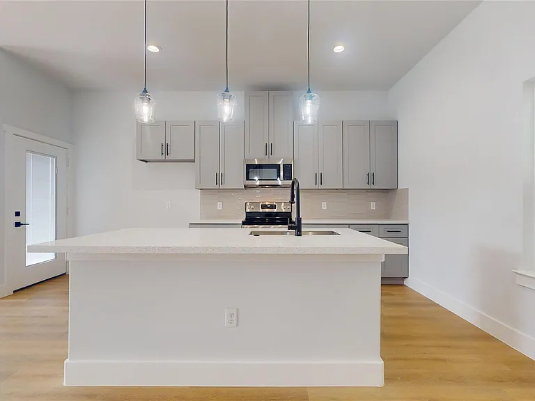12260 Kirkgard — Photo 9