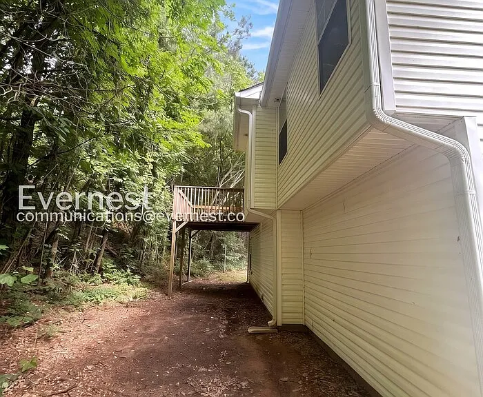 435 Skif Pond Ct — Photo 24