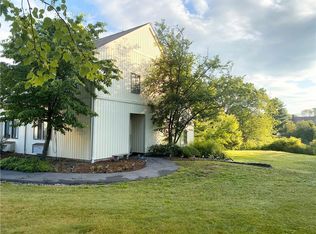 24 Kenneth Stuart Pl APT A, Mohegan Lake, NY 10547