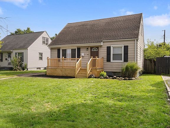 2nd image of 222 Village Way