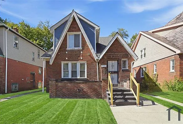 4 bed, 1700 sqft, $1,800 — Photo 1