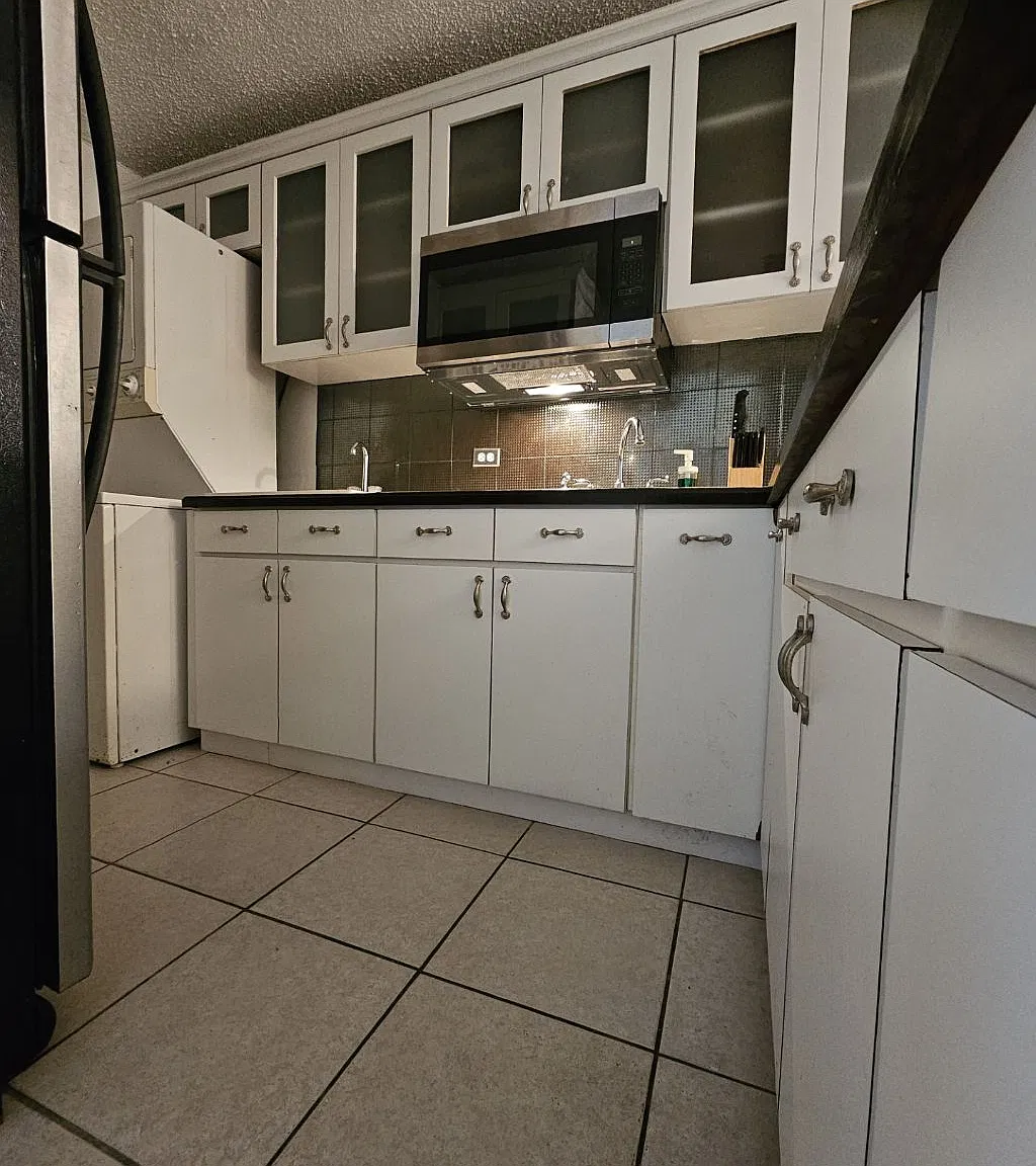 2 bed, 1.0 bath, 1100 sqft, $1,295 — Photo 3