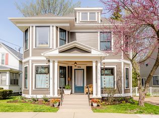 924 Lake Blvd, Saint Joseph, MI