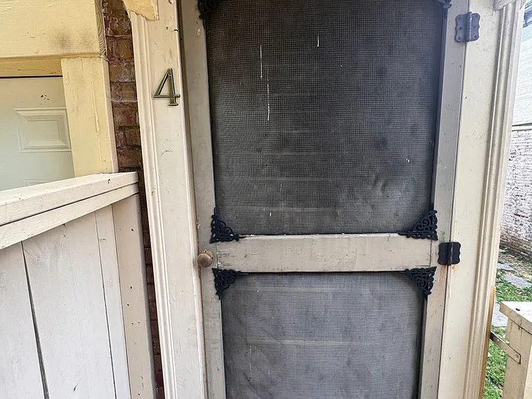 1261 State St — Photo 3