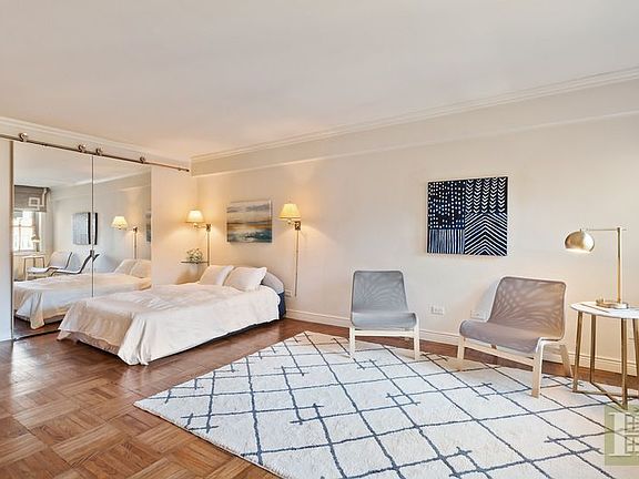2nd image of 175 W 13th St APT 10H