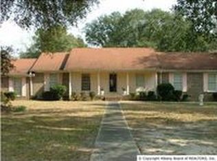 121 Mockingbird Dr, Albany, GA 31705