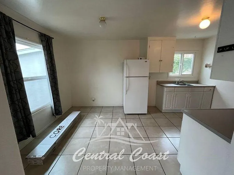 116 S Halcyon Rd — Photo 2