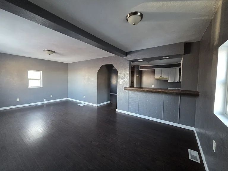 629 Dimick St — Photo 3