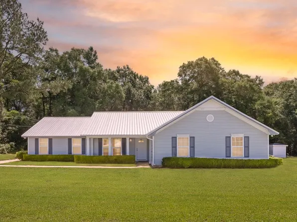 240 Fox Brier Dr, Ozark, AL 36360