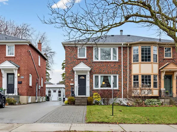 246 Donlea Dr, Toronto, ON M4G 2N2