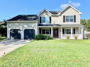 1319 Pinecroft Ln, Chesapeake, VA 23323