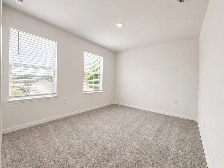 11827 Cloverly Ln — Photo 4