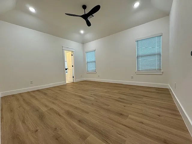 38 Woodbridge Dr — Photo 8