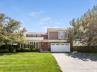 3070 Parkside Dr, Highland Park, IL