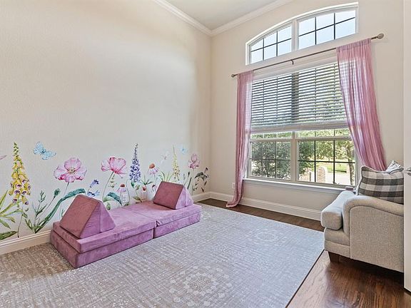 3rd image of 5405 Datewood Ln
