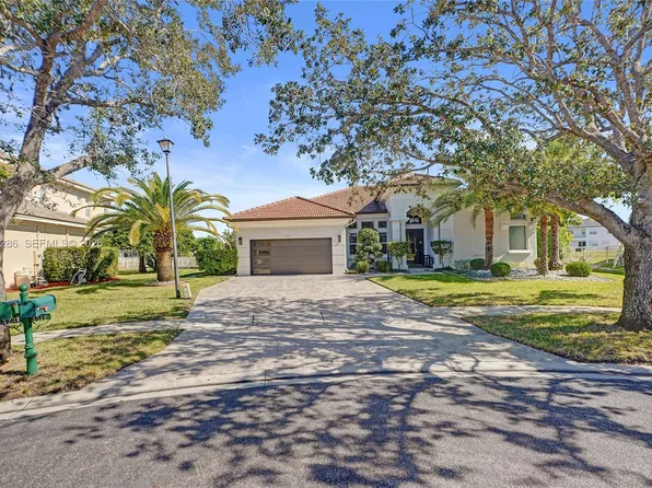 3311 SW 194th Ter, Miramar, FL 33029