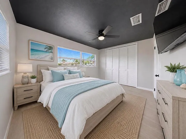 1725 Bikini Ct — Photo 29
