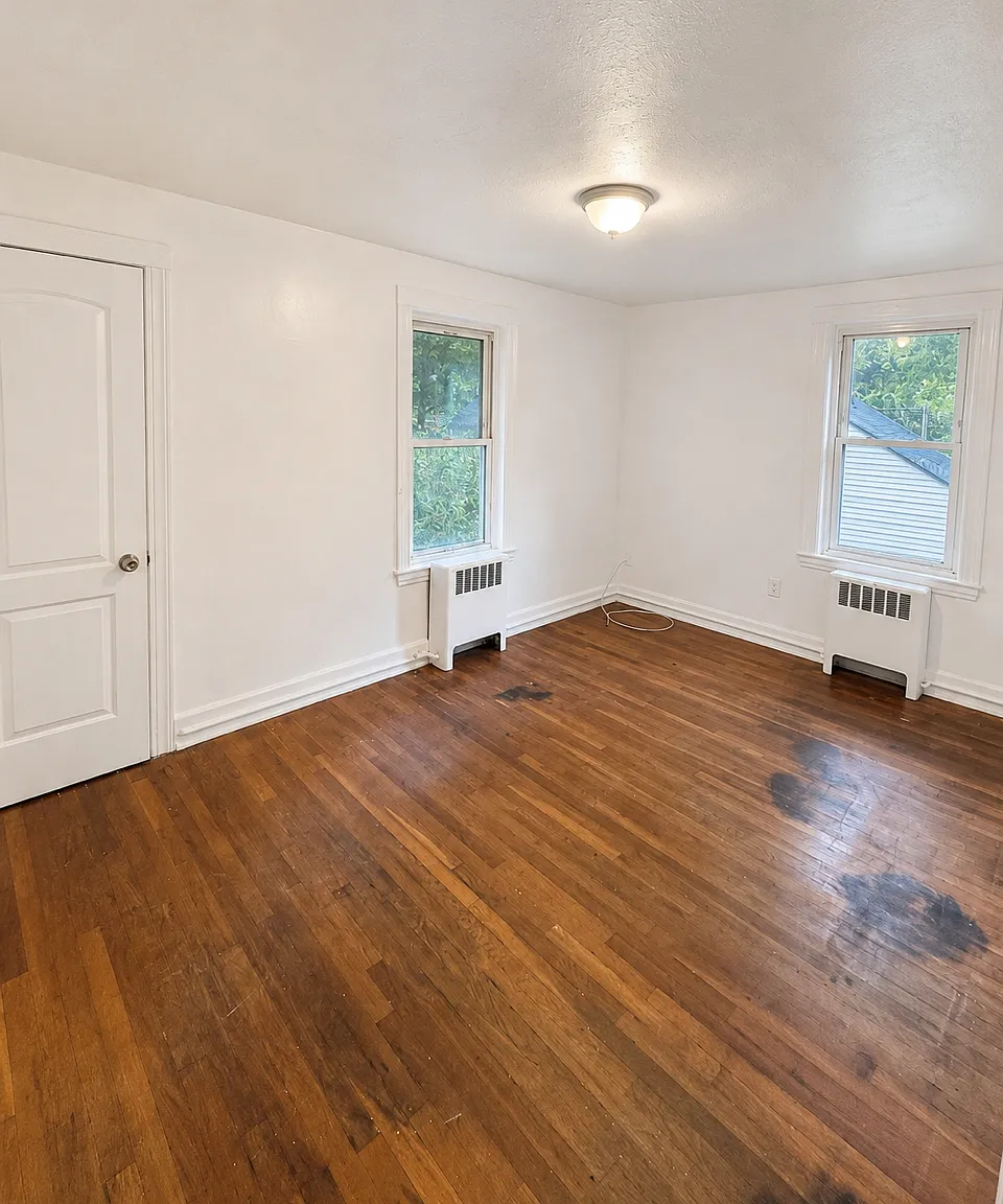 2 bed, 900 sqft, $1,600 — Photo 4