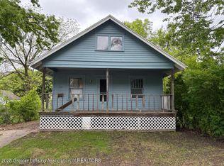 2113 S Rundle Ave, Lansing, MI 48910