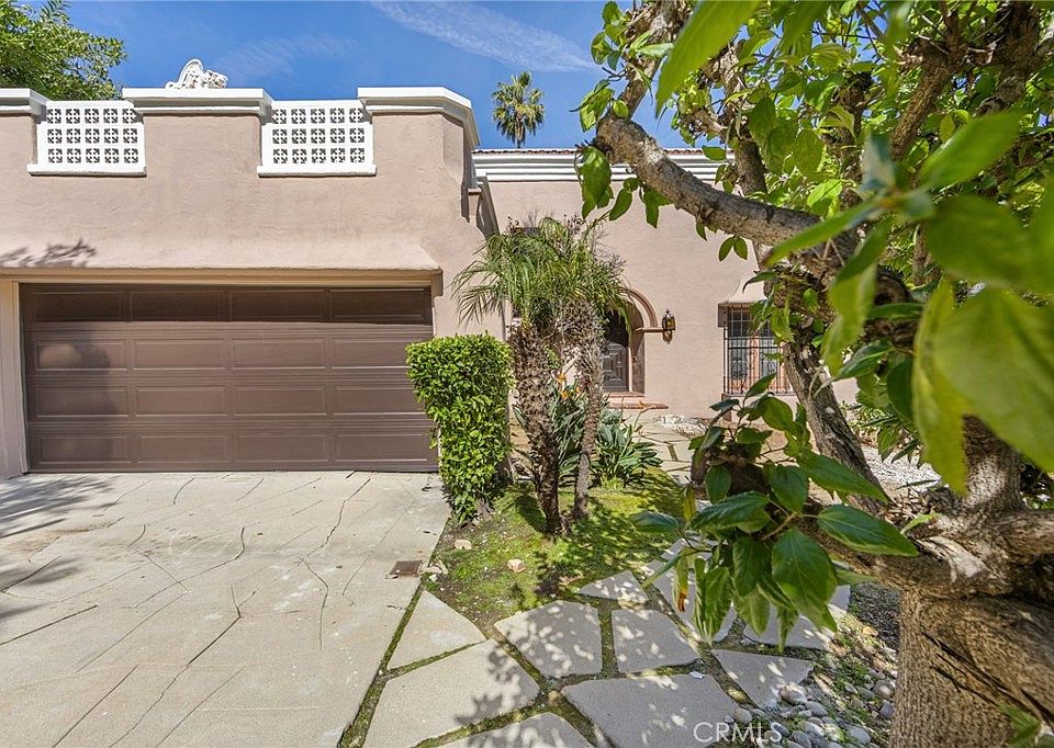 1st image of 3653 Shannon Rd