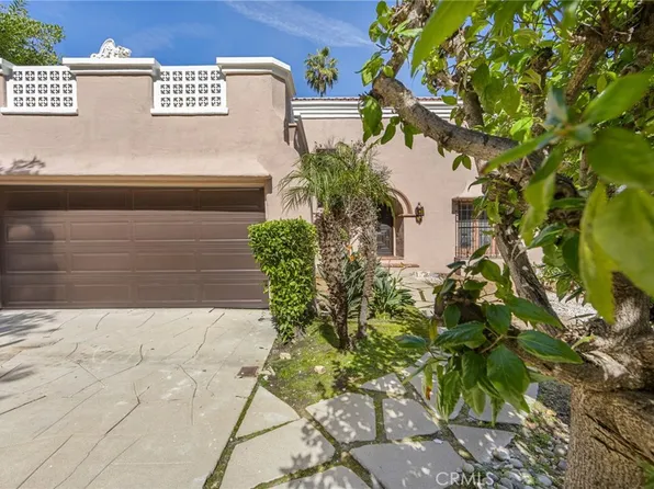 3653 Shannon Rd, Los Angeles, CA 90027