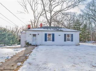 14 Gary School Rd, Pomfret Center, CT 06259