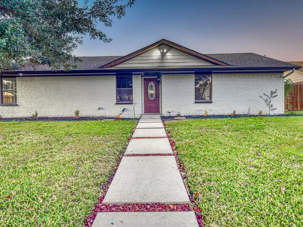 1033 Carmody Dr, Mesquite, TX 75149