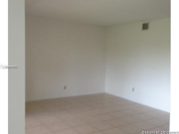 5th image of 1125 Coral Club Dr #1125