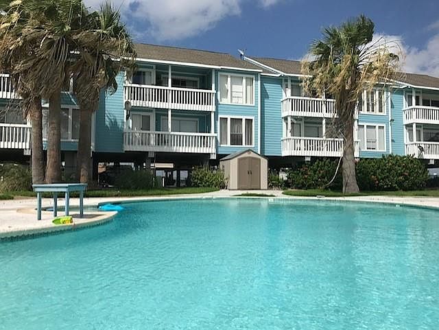 1st image of 500 Tiki Dr APT 213