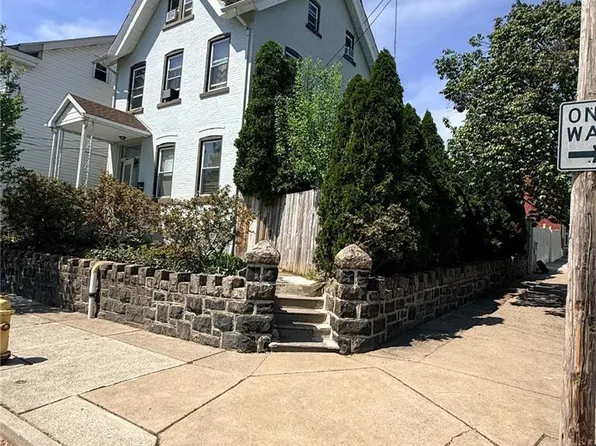 704 Pawnee St, Bethlehem, PA 18015