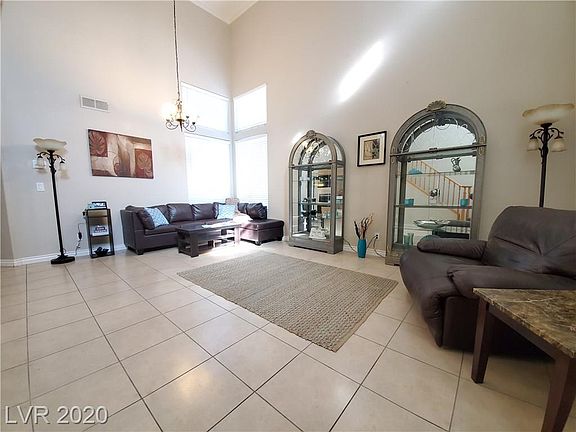 2nd image of 343 Palisades Dr