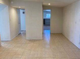 623 Saint Andrews Rd #1, Henderson, NV 89015